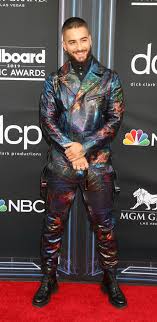 If you have a bunny that has tall ears that stand upright, has big feet and is grey and white, this could be a jack rabbit. Maluma Height
