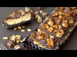 Ingredients Pour Une Tarte Rectangulaire Pour La Croute Aux Oreos 200 G De Biscuits Oreo70 G De Beurre Fondu Pour La Glace Alimentation Plat A Tarte Tarte