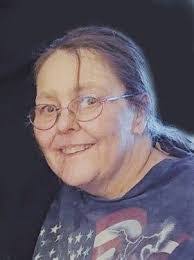 Diane Marden's Instagram, Twitter & Facebook