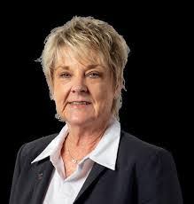 Andrea Frizzell's Instagram, Twitter & Facebook