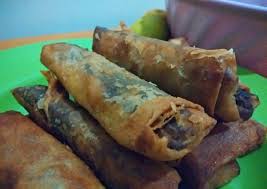Pisang•kulit lumpia•terigu, dicairkan dengan sedikit. Cara Membuat Piscok Pisang Coklat Anti Gagal