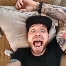 Joel Renfro's Instagram, Twitter & Facebook