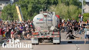 Around 30 truck drivers staged a protest in chicago on friday, nbc chicago reports. Truck Drives Into Protesters On Minneapolis Highway Youtube