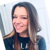 Bethany Staples's Instagram, Twitter & Facebook