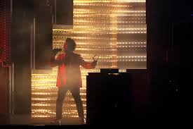 Twitter users saw this moment and decided to turn it into a meme; Ce8fswvhdkxmtm