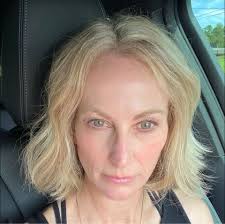 Congrats to Bon Lin Elementary teacher Monica Lash for being named the  Tennessee Lottery Educator of the Week presented by WREG News Channel 3.