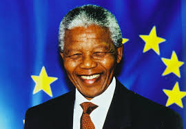 Cento anni fa nasceva Nelson Mandela, padre del Sudafrica libero  dall'Apartheid