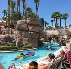 Mgm Grand Hotel Casino Grand Pool Complex Mandalay Bay Pool Best Pools In Vegas Vegas Vacation