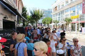 Stage maps will be posted in the race summary table when available. Tour De France La Foule Des Grands Jours A La Baule La Roche Sur Yon Maville Com