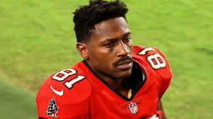 The buccaneers wr has been officially ruled out with a knee injury. Antonio Brown Nfl Investigate Reports Of Incident Near Tampa Bay Buccaneers Wide Receiver S Home Nfl News Sky Sports