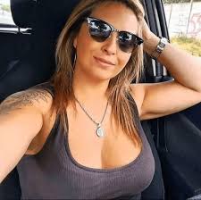 Hi all! I just wanted to introduce myself, I'm currently in Indy in need of  some friends 💯 Don't be shy ☺️