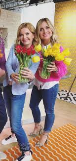 She is the daughter of actor wolfgang kieling and actress gisela uhlen, niece to german actor max schreck of nosferatu fame. Eva Imhof Susanna Ohlen Rtl Tv Fashion Lei Necklace Photo