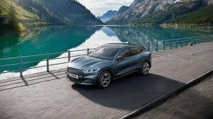 Check spelling or type a new query. Wie Ford Den Mustang Mit Dem Mach E Neu Erfindet