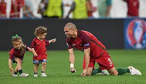 If you would like to request rights to post any of these on 4chan, reddit, tumblr, 9gag or any other social media platform or discussion board. Pepe Mit Portugal Im Halbfinale