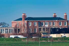 May 30, 2021 · wayne rooney helped derby county stay in the championship after taking on the manager's job. Wayne Rooney S Vast Luxury Mansion Will Have Wine Cellar And Snooker Room Derbyshire Live
