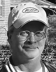 Lea Mandel's Instagram, Twitter & Facebook