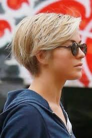 Kurzhaarfrisuren Damen 2018 Mit Brille Verwirrend Kurzhaarfrisuren Haarschnitt Ideen Frisuren Kurze Haare Brille