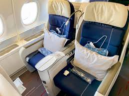 Their own premium heavy layout features 12 first class suites, 293 economy seats and an astounding 94 business class seats, all on the air france opted for an electronic art gallery, while etihad created 'the residence', as well as private prayer rooms. Review Air France A380 Business Class Paris To New York