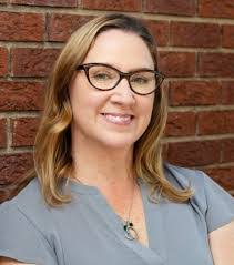 Amy Suttle's Instagram, Twitter & Facebook