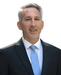 Joellen Croft's Instagram, Twitter & Facebook