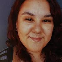 2400+ perfiles de «Julia María»