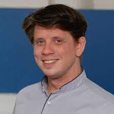 Read peter klimek's latest research, browse their coauthor's research, and play around with their algorithms. Facebook