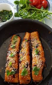 Saumon Sauce Teriyaki Maison Et Aubergines Roties En 2020 Recettes De Cuisine Sauce Teriyaki Cuisine Poisson