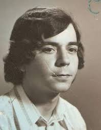 Hi I'm trying to find my dad. my name is Pauline gee I was born in  Liverpool England September 1980 to an English mother (Collette gee) my dad  is from Athens in