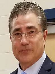 Ex-Groves cage star Baylis returns as Holly's coach