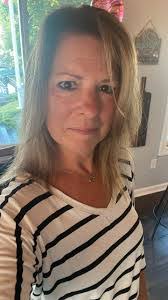 Cathy Agnello's Instagram, Twitter & Facebook