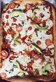 Garlic Butter Pizza Crust A Beautiful Mess Food Pizza Crust Cooking