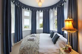 Considered as one of the best feng shui apps, feng shui life compass helps to find the qi (energy) that boosts your relationships, personal growth, and health. Feng Shui Bedroom Interior Design Ideas For Any Kind Of Room