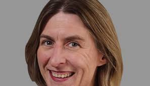 Six cabinets sur l'acquisition par BVK du 114 avenue des Champs-Elysées