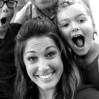 Melissa Woltz's Instagram, Twitter & Facebook