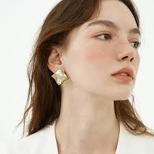 FANZE 2 Pairs Gold Silver Earrings Set, Chunky Stud Earrings, Drop Stud  Gold Statement Earrings Women Girls Jewelry Gift : Buy Online at Best Price  in KSA