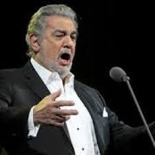 On august 6, the legendary plácido domingo performs at dunakapu square in győr hungary, in honor of the healthcare workers who have endured with unparalleled courage the covid pandemic. Ingyenes Koncertet Ad Placido Domingo