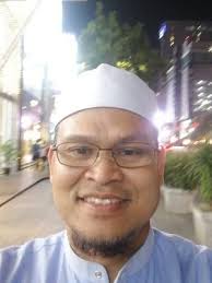 Dengan latar belakang pendidikan yang dimilikinya, abdullah khairi kemudian bertugas sebagai guru sains di sekolah menengah kebangsaan datuk onn, butterworth pada sebelah siang dan menjadi penceramah agama pada waktu malam. Ustaz Abdullah Khairi 2018