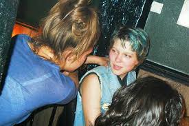 Abdellatif kechiche, ghalya lacroix (novela gráfica: Katerina W On Twitter La Vie D Adele Blue Is The Warmest Color Behind The Scenes Leaseydoux Adeleexarchopoulos Cinema Movie Http T Co Oxpeow6psy