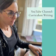 Here's a helpful tip and demo of singing in tongues, which is one of the  anointed ways to worship in the Spirit. 1 Cor. 14:15 and Eph. 5:19 are two  of the