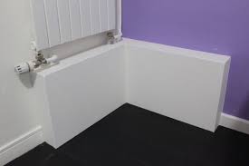 Mais il faut aussi cacher les câbles d'alimentation. Bricolage Realiser Un Coffrage Mural Pour Masquer Des Canalisations