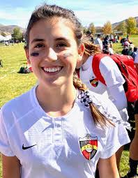 Alyssa Peterson's Instagram, Twitter & Facebook