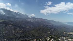 Google maps χάρτες ελλάδα και κόσμος σε υπόβαθρο roadmap, satellite και terrain. Fwtia Sthn Korin8ia Den 3ekinhse Apo Ameleia H Pyrkagia Ta Nea