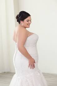 Fitted Wedding Gown Plus Size Wedding Dress Portland Or Bridal Boutique Plus Size Wedding Gowns Fitted Wedding Dress Fitted Wedding Gown