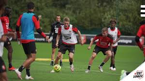 Player profile page of adrien truffert ( soccer ) with player details, recent matches and career statistics Pros Adrien Truffert ð™ð™£ ð™¨ð™ªð™¥ð™šð™§ Stade Rennais Fc Facebook