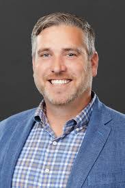 Seaby Bess's Instagram, Twitter & Facebook