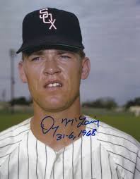 AUTOGRAPHED DENNY MCLAIN 8x10 Chicago White Sox Photo