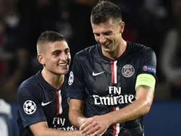 Sofas, armchairs, tables and office furniture by the best contemporary designers. Verratti Stellt Seine Teamkollegen Vor Rabiot Ist Der Weltbeste In Seinem Alter Goal Com