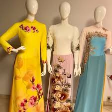 Mengingatkan siapa diri kita sebenarnya. Unik Dan Anggunnya Pakaian Tradisional Vietnam Ao Dai Dan 4 Tempat Untuk Membelinya