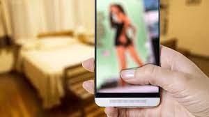 Watching porn on Android smartphones could have VERY serious consequences,  warns security expert - Mirror Online