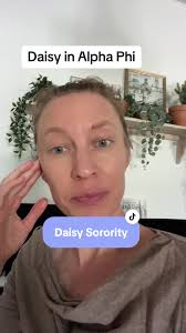 I’m sure it’s different at each school but she definitely looks like the  girls that were in Alpha Phi. It was a sea of platinum blondes #alphaphi  #bachelornation #daisykent